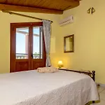 Arazzo Apartments