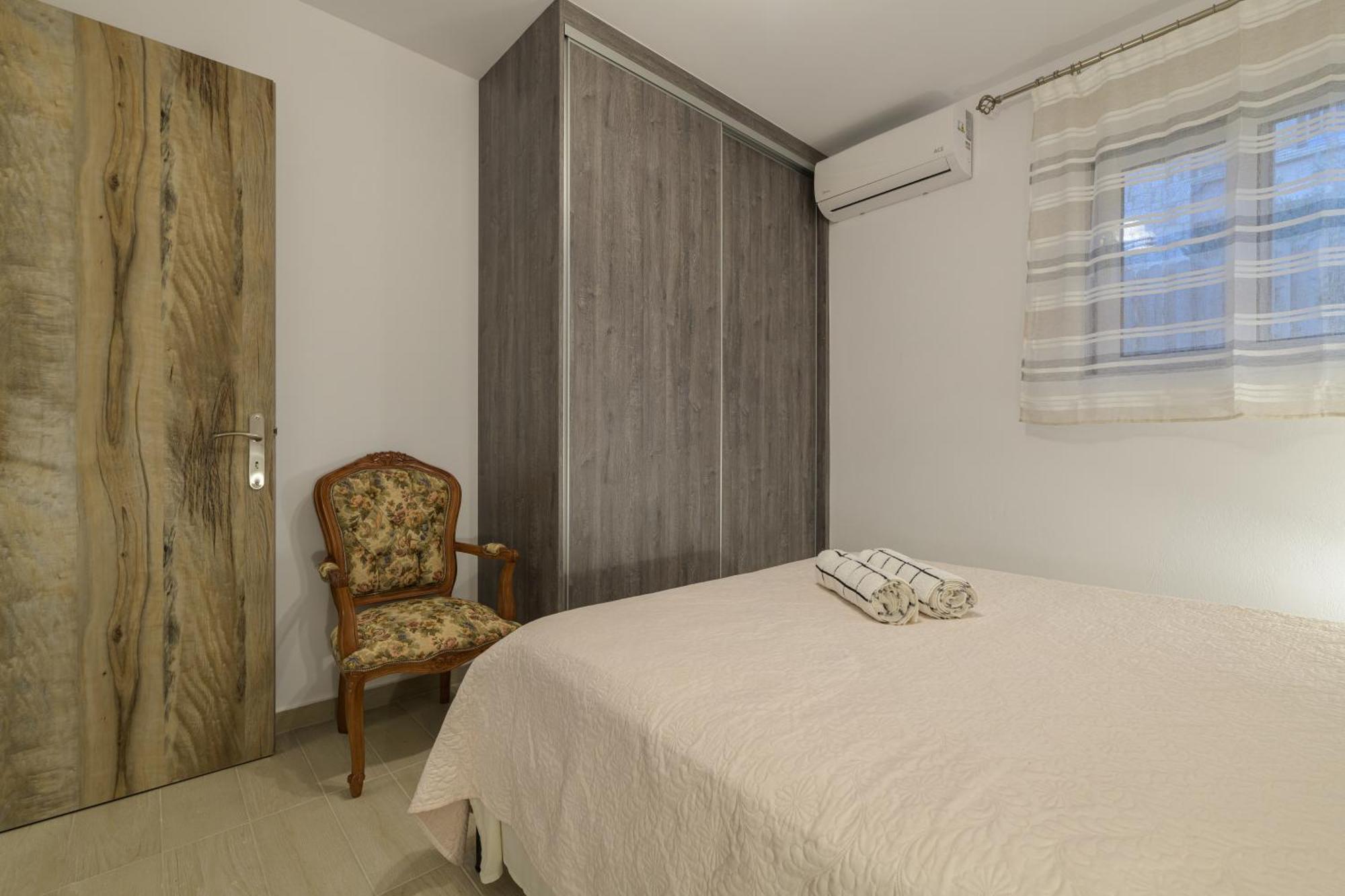 Apartment Arazzo